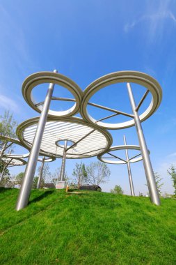 Paslanmaz çelik halka heykeli