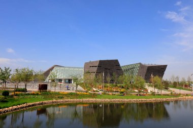 Tangshan, Chin 'deki South Lake Park manzarası.