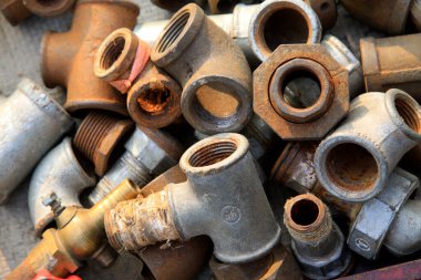 Donanım bölümü - metal dirsek, fotoğrafa yakın çekim