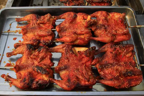 Geleneksel Çin yemeği, ızgara tavuk pirzolası