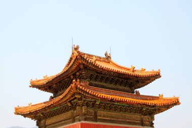 Qing Hanedanlığı 'nın Doğu Kraliyet Mezarlığı' ndaki Çin antik mimari manzarası, Chin.