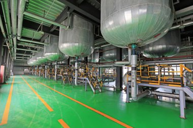 Fabrika deposu teni, fotoğrafa yakın çekim.