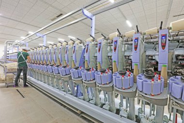 Tangshan City - 20 Ekim 2016: spin fabrikasında, Tangshan City, Hebei, Chin