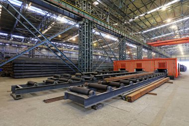 Deniz malzemeleri imalatının üretim hattı