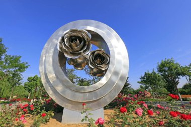 Paslanmaz çelik gül heykeli