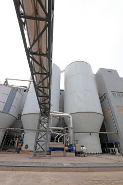 Kağıt fabrikasındaki makine ekipmanları