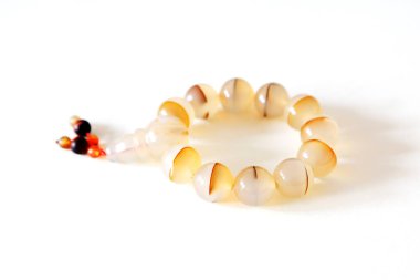 Yeşim oyma sanatı ve zanaatı