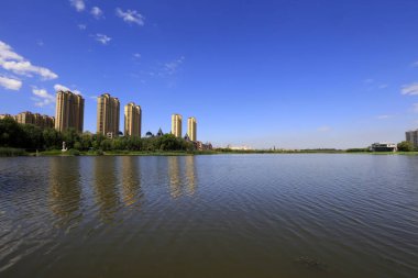 Waterfront City 'nin yaz manzarası, Tangshan City, Çin