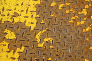 Kabuk soyulmuş plakayı boya, fotoğrafa yakınlaş