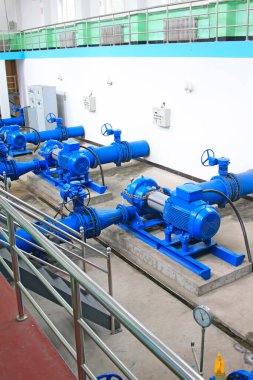 Mekanik ekipmanların su ikmal pompası istasyonu, yakın çekim