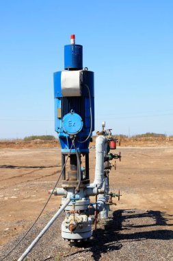 Motor ve petrol boru hattı, fotoğrafa yakın çekim