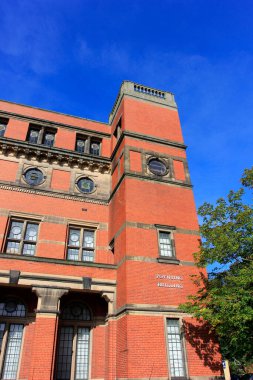 Birmingham - 11 Eylül 2016: Birmingham Üniversitesi Poynting Binası, İngiltere