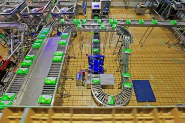 Luannan County - 21 Ekim 2016: Mengniu Süt Ürünleri (Luannan), Luannan County, Hebei Eyaleti, Chin