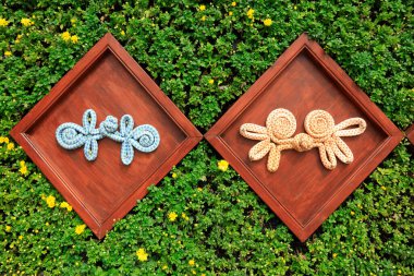 Çin geleneksel döngüsünün yeşil heykeli