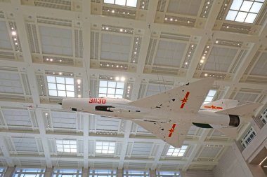 Pekin - 28 Haziran 2019: Savaşçılar havada asılı, Çin Halk Devrimci Askeri Müzesi, Pekin, Çin