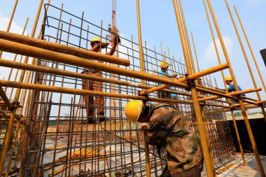 Luannan County - 13 Eylül 2016 'da bölgede inşaat işçileri, Luannan County, Hebei, Çin