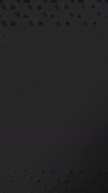 Gölgeli piramitlerin oluşturduğu siyah yüzey. Ekstrakte etmek animasyon döngüsü oluşturur. Temiz, parlak üçgen hareketi. Dikey video.