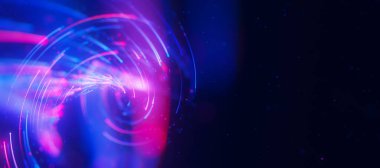 Büyük veri ışık hızı bükülmüş akış. Kuantum hesaplamasının soyut dijital veri akışı. Qubit iz dalgalarının siber uzayı. Modern teknoloji bilgi iletimi