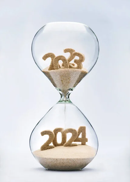 Koncepcja Nowego Roku 2024 Opadającym Piaskiem Klepsydralnym Przybierającym Kształt 2024 Obraz Stockowy