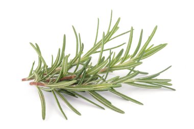 Beyaz arkaplanda biberiye izole edildi