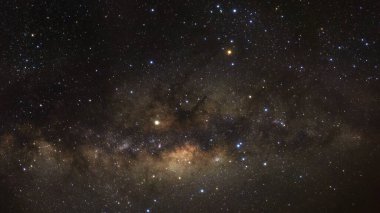 Samanyolu yıldız ve evrendeki, uzun pozlama fotoğraf, tahıl ile uzay tozu ile.