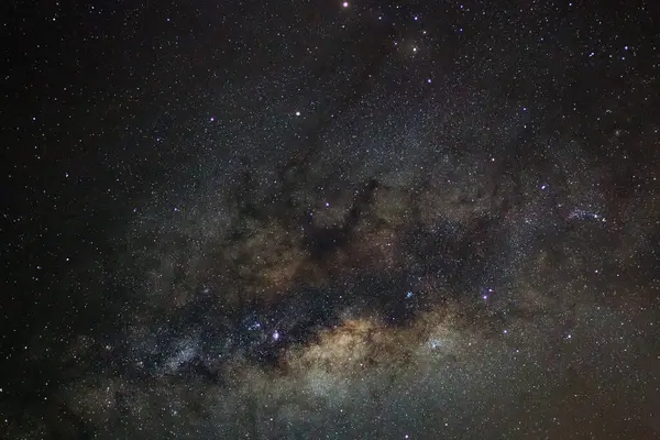Samanyolu yıldız ve evrendeki, uzun pozlama fotoğraf, tahıl ile uzay tozu ile yakın çekim.