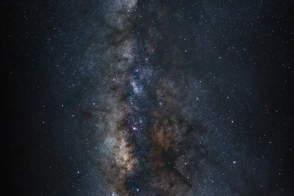 Merkezi Samanyolu galaksi yıldız ve evrenin uzay tozu ile