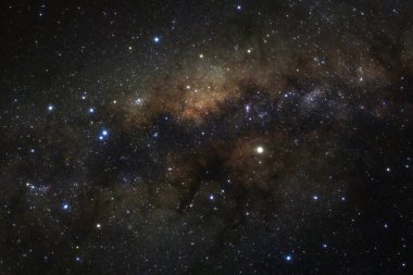 Merkezi Samanyolu galaksinin yıldız ve evrendeki, uzun pozlama fotoğraf, tahıl ile uzay tozu ile.