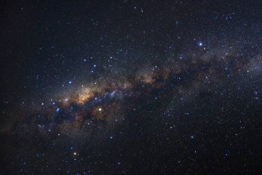 açıkça Samanyolu galaksisinin yıldız ve evrenin uzay tozu ile