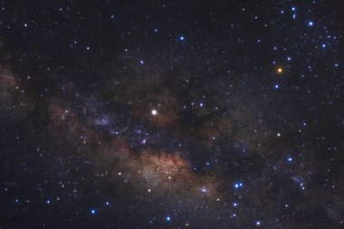 Samanyolu yıldız ve evrendeki, uzun pozlama fotoğraf, tahıl ile uzay tozu ile.