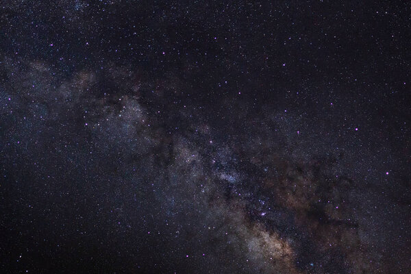 Звезды в космической пыли во Вселенной и галактике Млечный Путь 