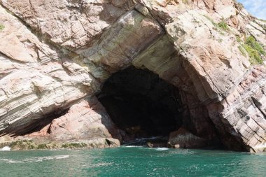 Meksika, Mazatlan yakınlarındaki El Faro tepesinin kenarındaki insan yapımı okyanus duvarı manzarası.