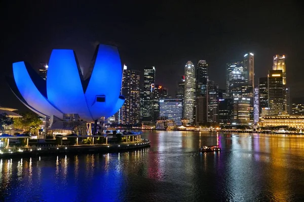 Marina Körfezi Singapur Şubat 2023 Sanat Bilim Müzesi Gökdelenler Gece — Stok fotoğraf