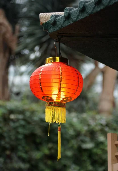 Даху Висить Китайський Червоний Ліхтар — стокове фото