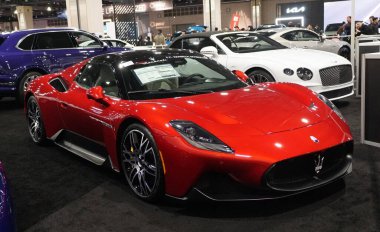 Philadelphia, Pennsylvania, ABD - 14 Ocak 2024 - 2024 Maserati MC20 Cielo spor arabası