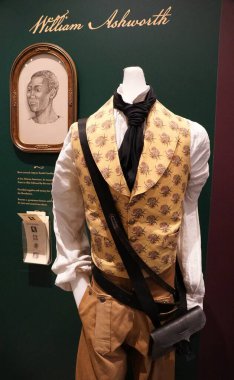 Austin, Teksas, ABD - 9 Nisan 2024 - Devrim döneminde William Ashworth 'un giydiği kıyafet