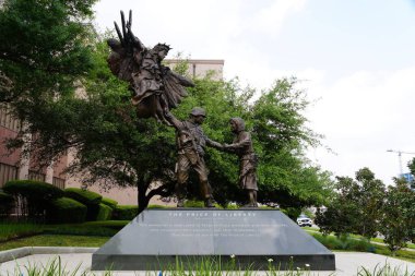 Austin, Teksas, ABD - 9 Nisan 2024 - 11 Eylül 2001 'de dünya çapında teröre karşı yapılan saldırılardan sonra hizmet verenleri tanımanın bedeli