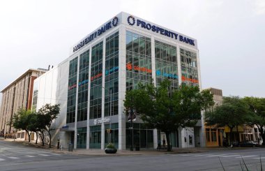 Austin, Teksas, ABD - 9 Nisan 2024 - Şehirdeki Refah Bankası 'nın ön görüntüsü