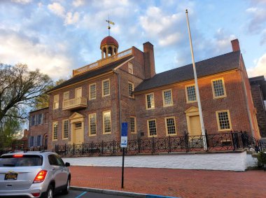 New Castle, Delaware, ABD - 12 Nisan 2024 New Castle Adliyesi Müzesi 'nin ön manzarası