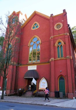 Jim Thorpe, Pennsylvania, ABD - 19 Ekim 2024 - Broadway Caddesi 'ndeki Mauch Chunk Müzesi ve Kültür Merkezi