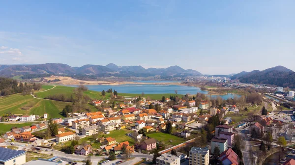 Panorama Jezerních Zatopených Polí Slunečného Dne Městem Blízkosti Velenje Slovinsko — Stock fotografie