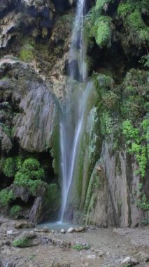 Patna Şelalesi Rishikesh, Uttarakhand, Hindistan, Huzurlu Doğa Kaçışı
