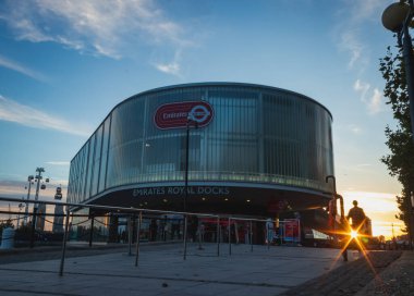 Emirates Kraliyet Limanı Kablo Otomobil İstasyonu Londra, İngiltere