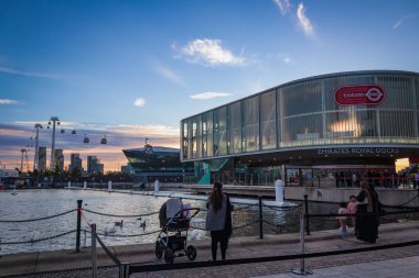 Emirates Kraliyet Limanı Kablo Otomobil İstasyonu Londra, İngiltere