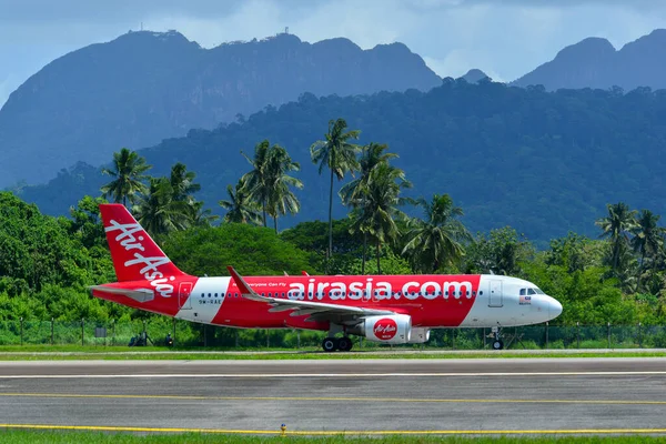 Langkawi Malesia Maggio 2023 Rae Airasia Airbus A320 Taxi Decollo — Foto Stock