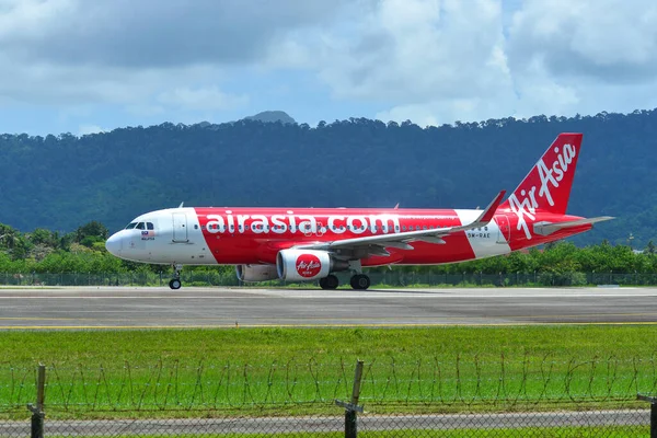 Langkawi Malezya Mayıs 2023 Rae Airasia Airbus A320 Langkawi Havaalanı — Stok fotoğraf