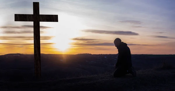 Cross Jesus Mountain Prayer Man His Knees Praying Crucifix Forgiveness — Stock Photo, Image