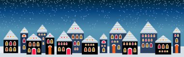 Şirin Noel ve kış geceleri şehir evleri. Şehir panoramasının karlı pencereleri.
