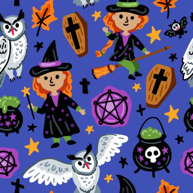 Kusursuz Cadılar Bayramı karakterleri, komik ve korkutucu cadısı olan çocuklar, baykuş, canavar kostümleri.