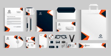 Profesyonel şirket kırtasiye şablonu set vektöründe göz alıcı